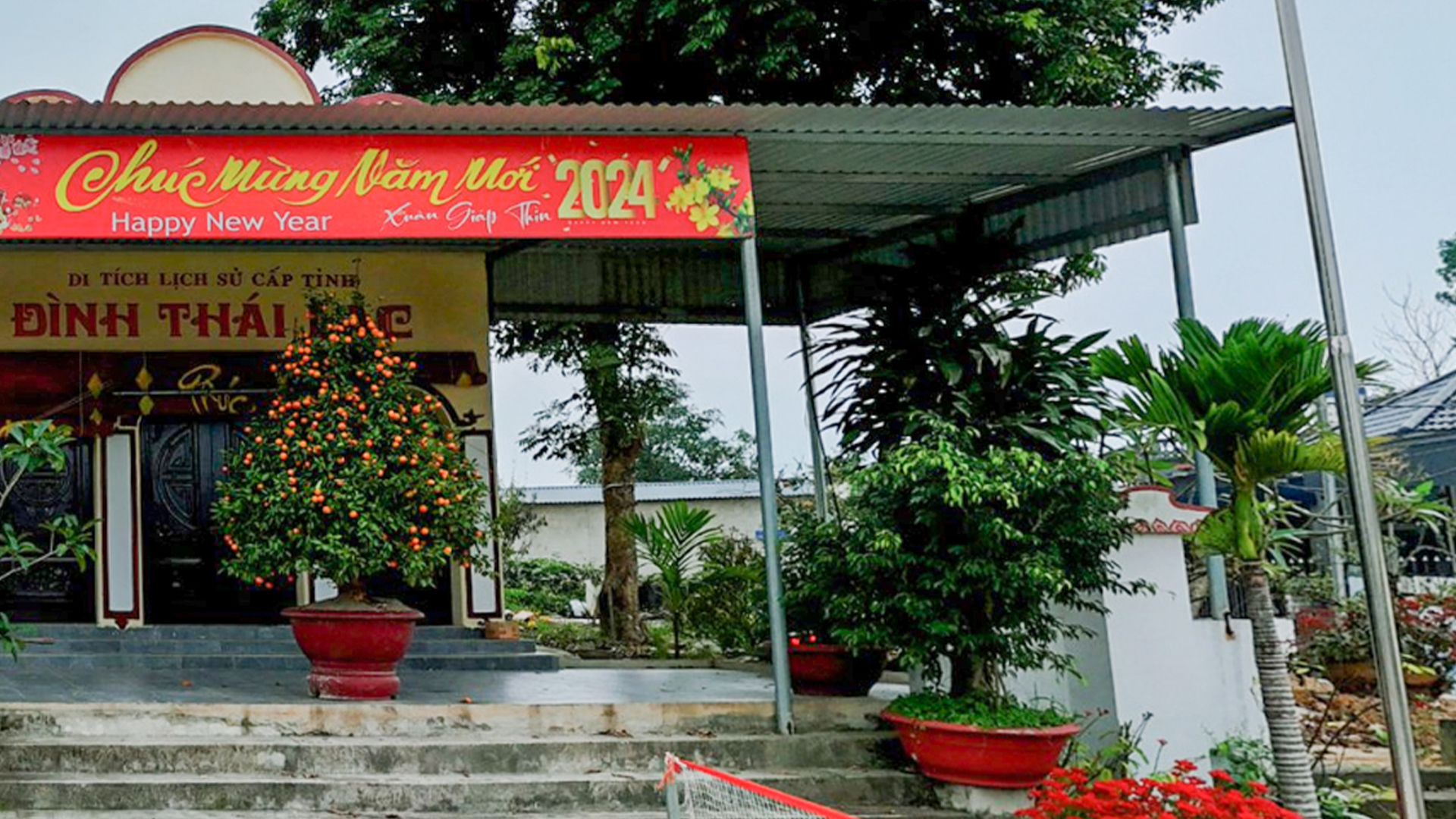B.03_Bên Phải Đình.jpg